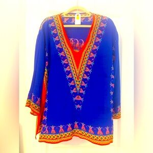 Camilla Silk Tunic/ Blouse in EUC ❤️❣️❤️